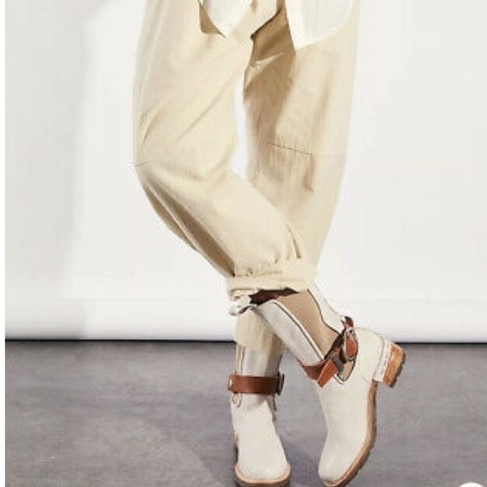 FREE PEOPLE A.S.98 SKY CHELSEA BOOTS White LEATHER BLOCK HEEL